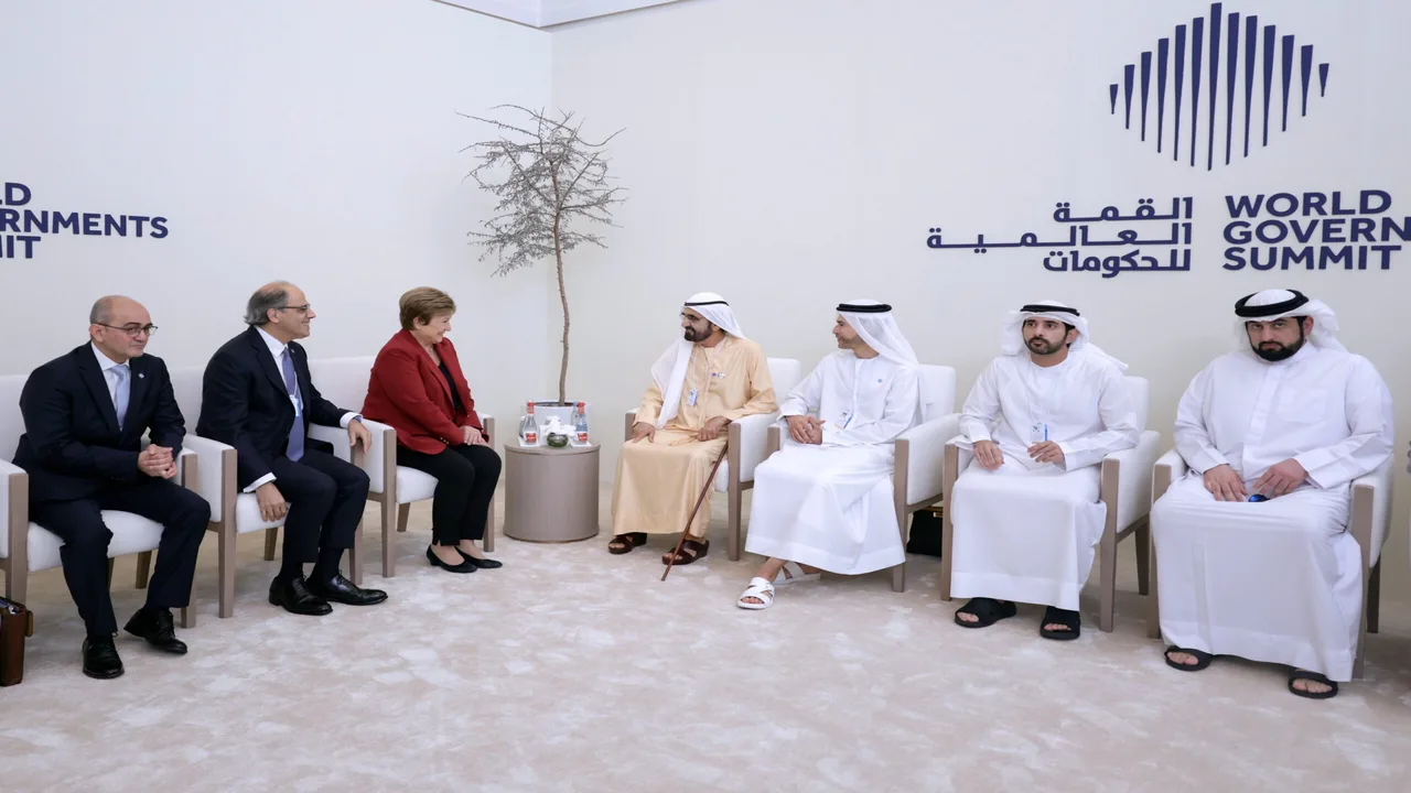 قمة دبي.. محمد بن راشد يبحث مع مديرة صندوق النقد مستجدات الاقتصاد العالمي